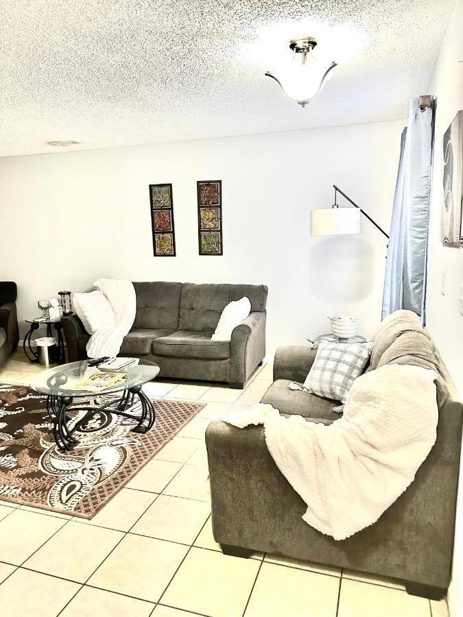 Lovely 2-Bedroom Condo W/Balcony And Free Parking Нашвілл Екстер'єр фото