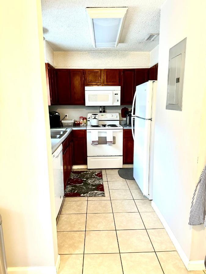 Lovely 2-Bedroom Condo W/Balcony And Free Parking Нашвілл Екстер'єр фото